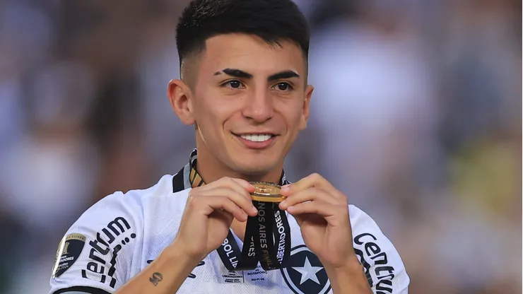 Jogador tem o futuro incerto - Foto: Buda Mendes/Getty Images.