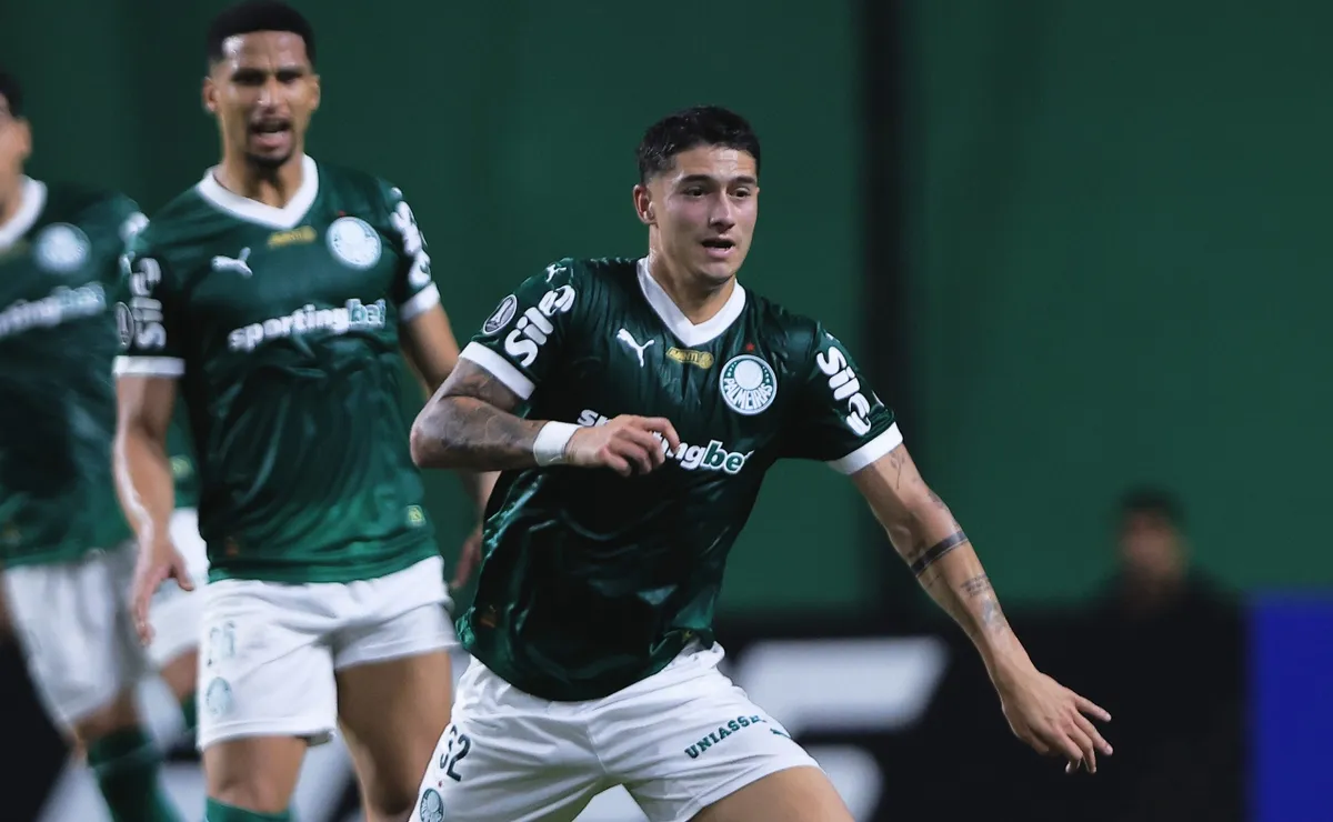 Jacuipense x Palmeiras: Abel deve testar zaga inédita com Emi Martínez ao lado de Benedetti