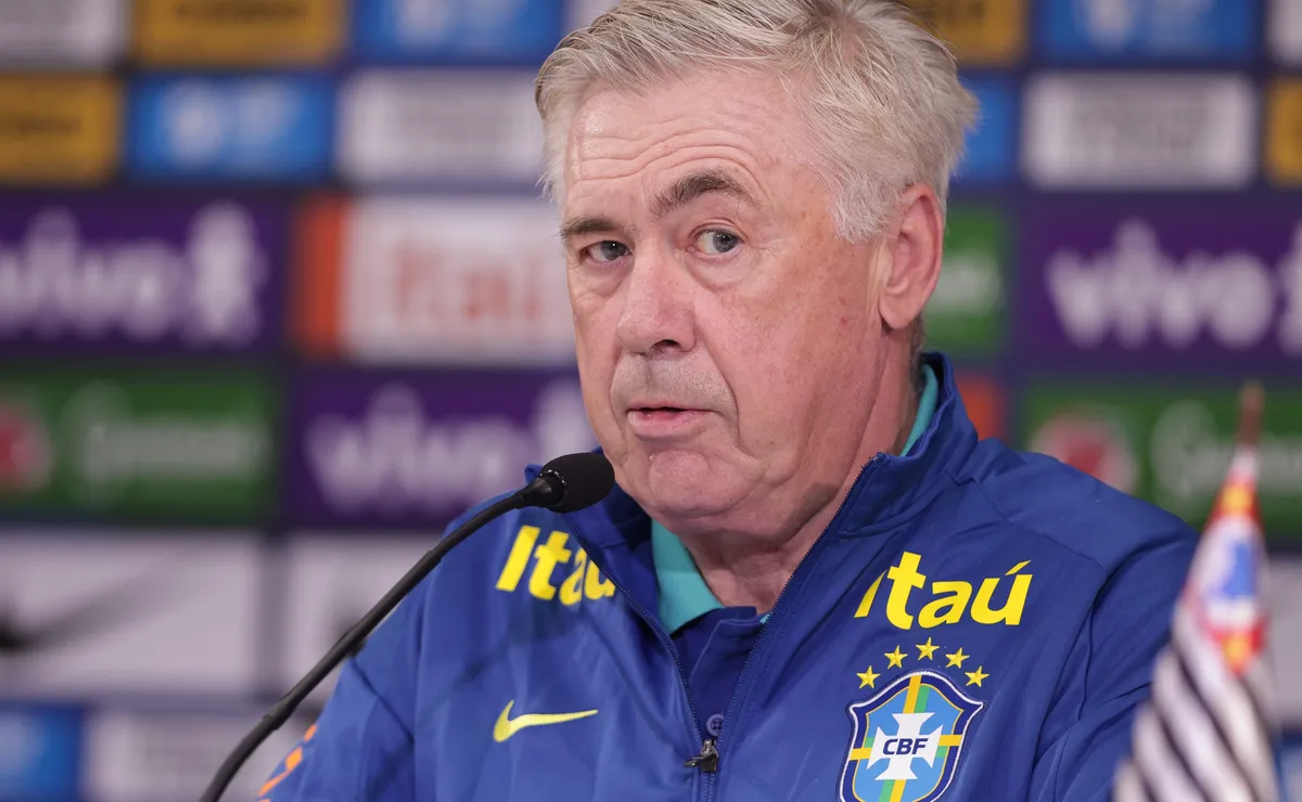 Ancelotti rebate crítica e compara Seleção Brasileira ao Real Madrid