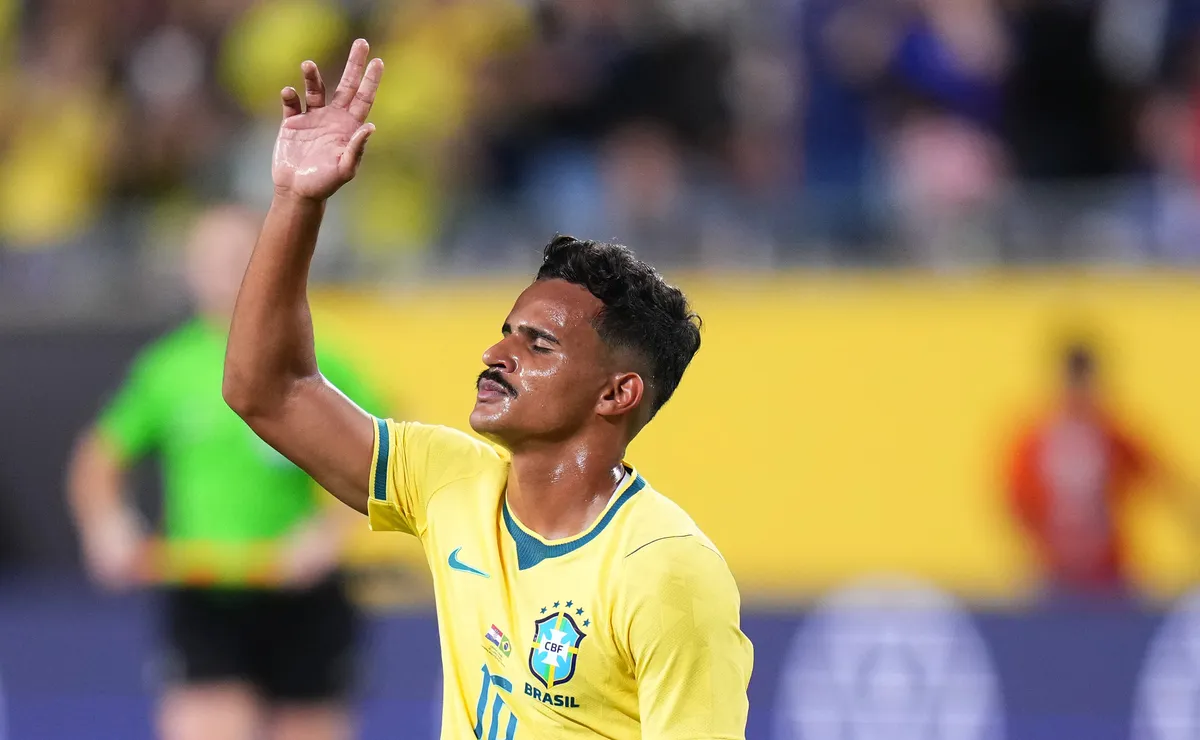 Cruzeiro define futuro de Kaiki após interesse do Flamengo