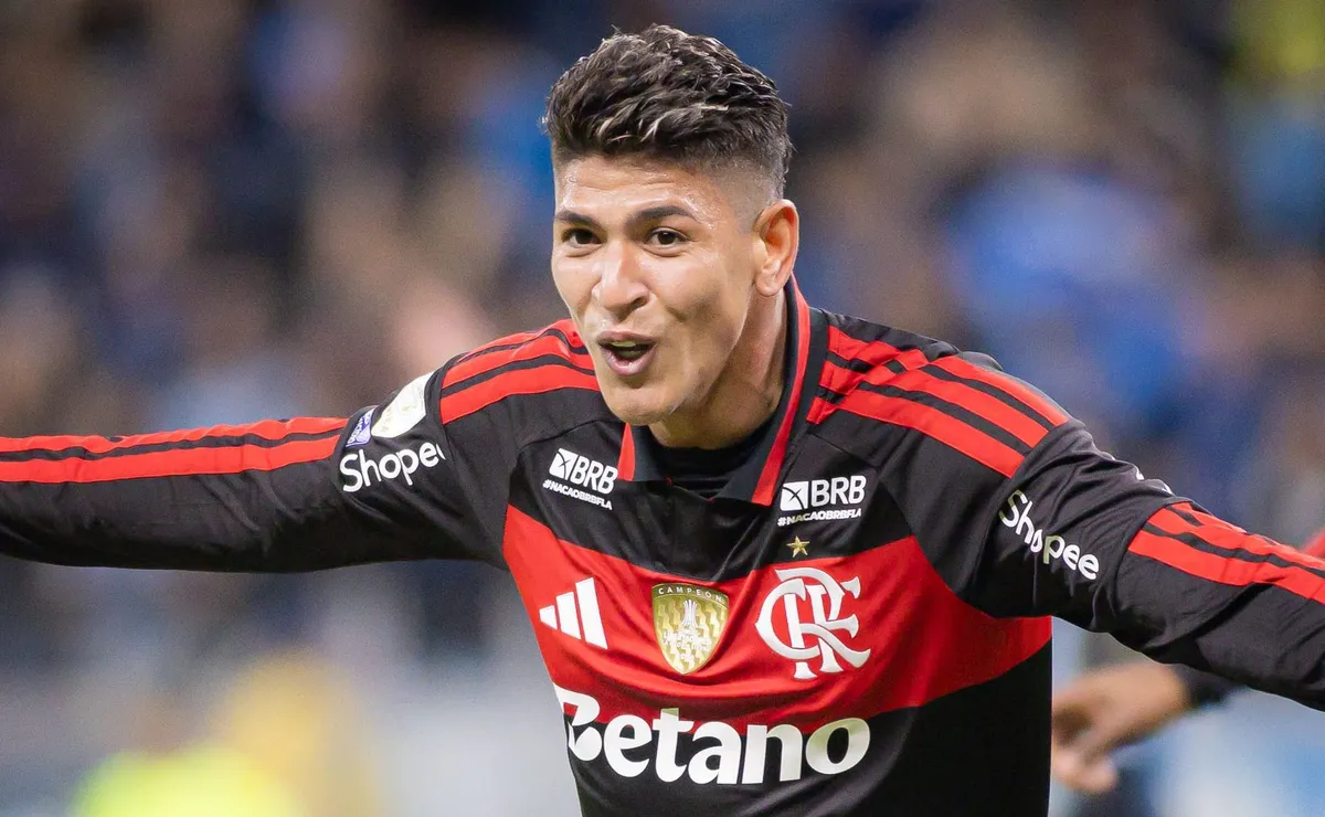 Flamengo supera 50% de aproveitamento como visitante na temporada e anima torcida na Copa do Brasil