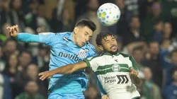 Coritiba e Santos fizeram um jogo disputado em Curitiba Foto: Hedeson Alves/AGIF