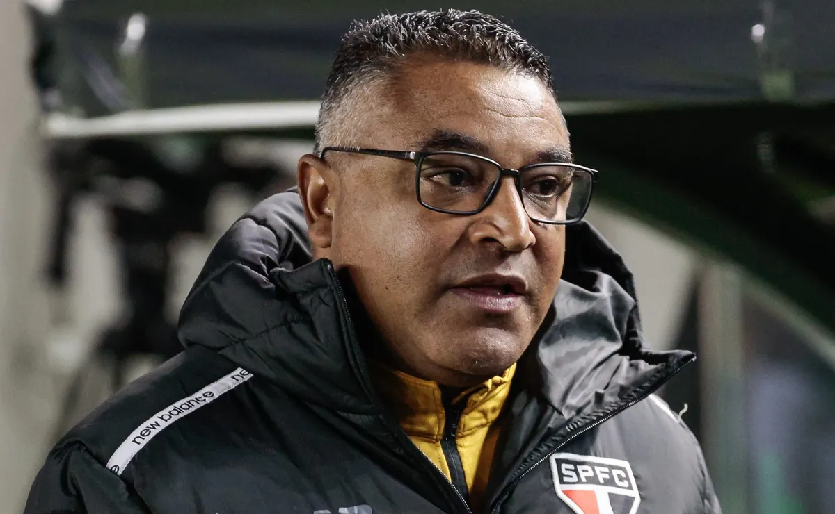Ideias de Roger falham, expulsão pesa e São Paulo cai para o Juventude na Copa do Brasil