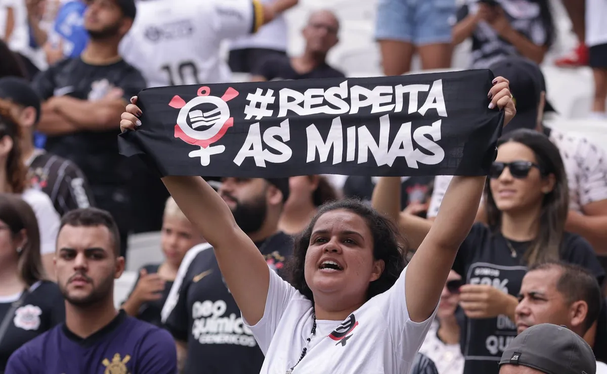 Corinthians amplia invencibilidade contra o São Paulo e consolida hegemonia no Brasileirão Feminino