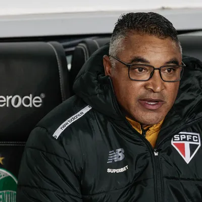 Dorival é unanimidade pela diretoria após demissão de Roger Machado
