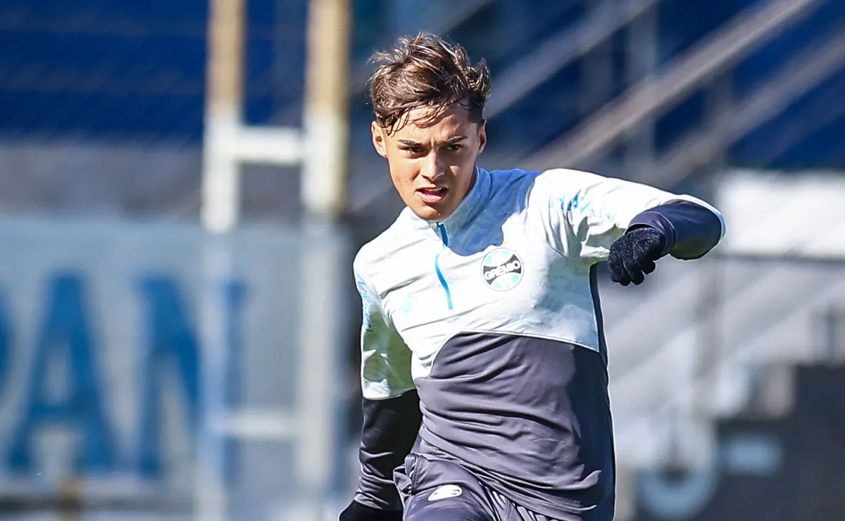 Monsalve volta a ser relacionado no Grêmio após quase dois meses fora das listas