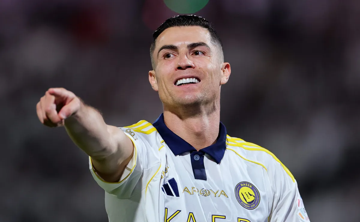 Cristiano Ronaldo tem anúncio oficial como novo acionista da CazéTV