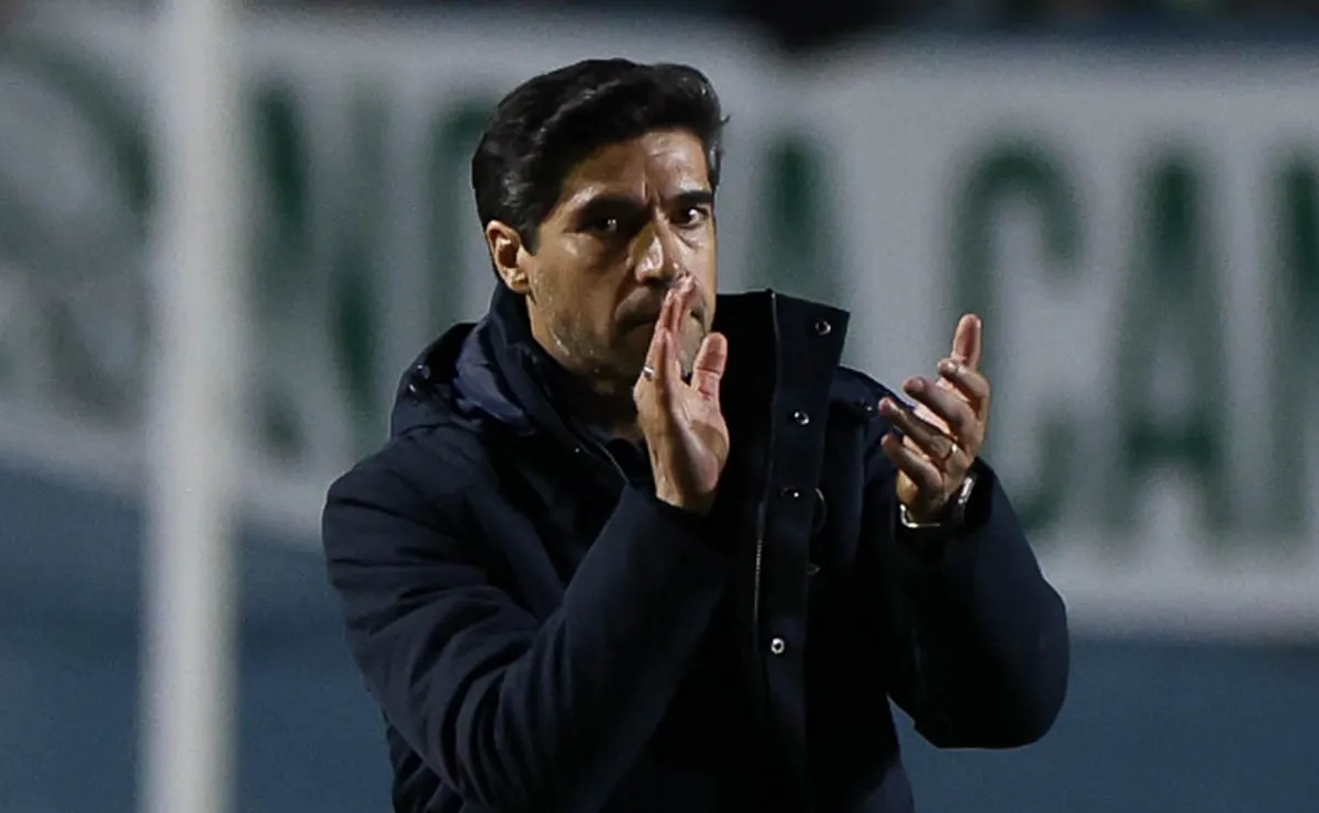Abel Ferreira se irrita após suspensão e provoca antes de Palmeiras x Cruzeiro: “Cobrarão magias”