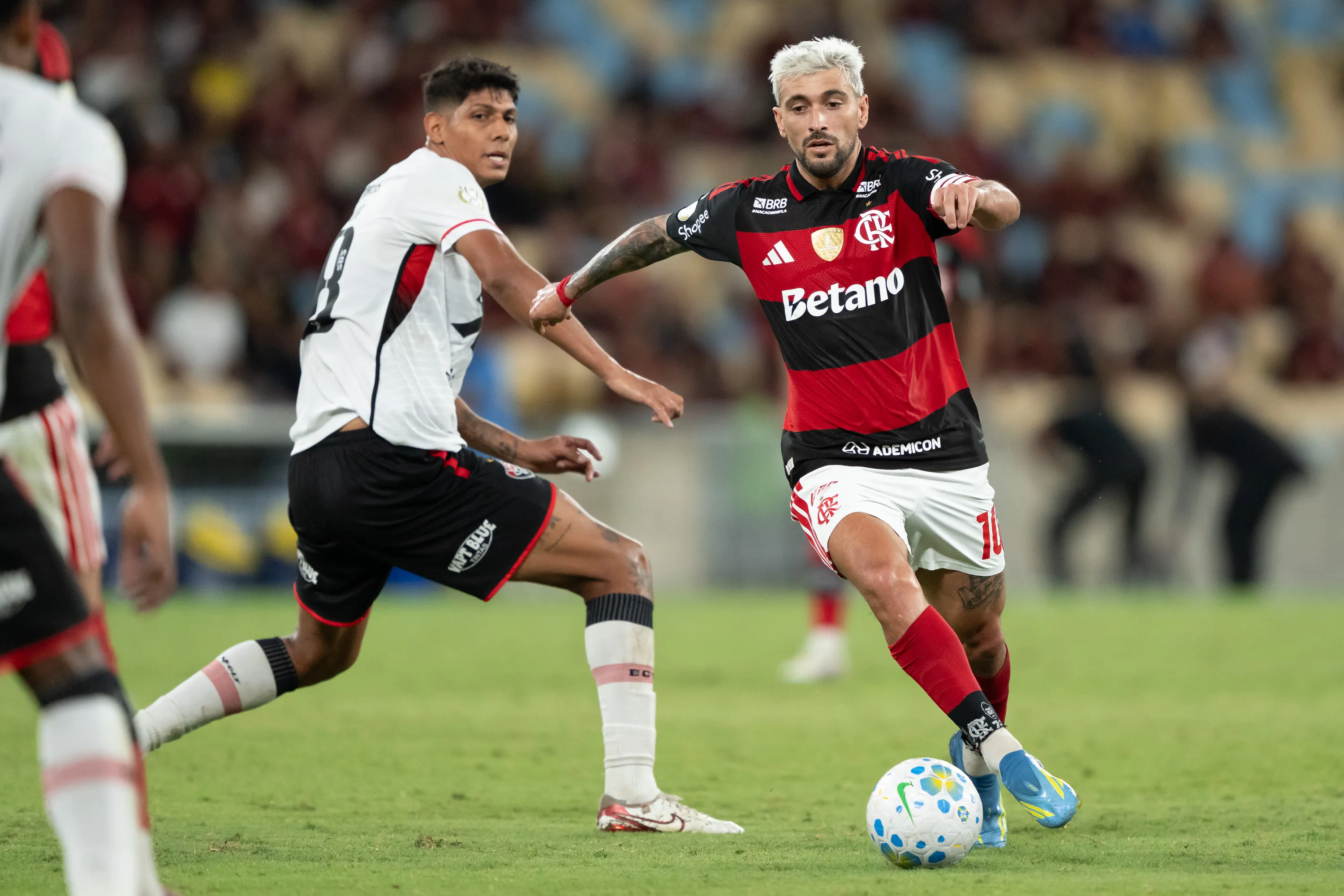 Flamengo venceu o Vitória no jogo de ida da Copa do Brasil, no Maracanã. Foto: Jorge Rodrigues/AGIF