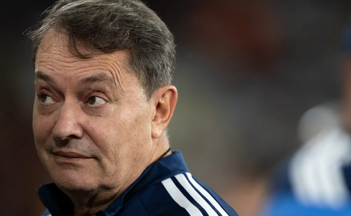 Pedro Lourenço toma conhecimento da situação de Kaiki Bruno com o Flamengo e assunto repercute na Toca da Raposa
