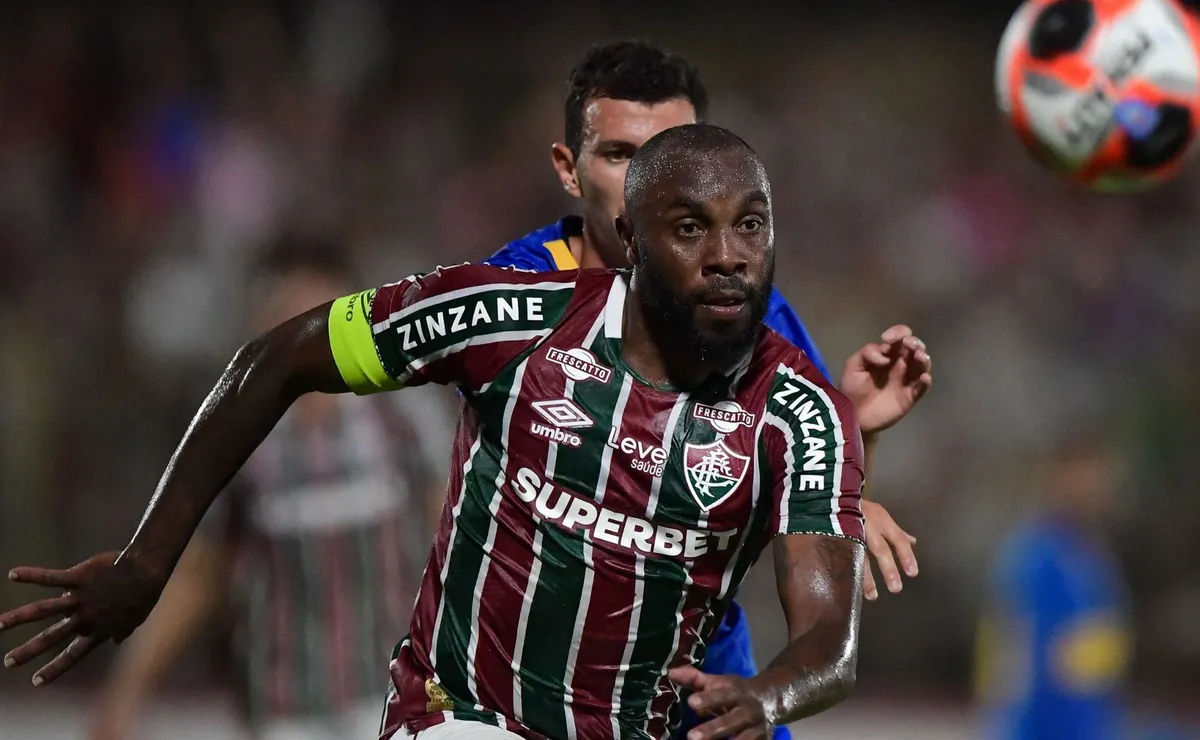 Ação de Manoel contra Fluminense gera questionamentos após acerto do jogador com novo clube