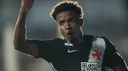 Thiago Mendes jogador do Vasco comemora seu gol durante partida contra o Athletico-PR no estadio Sao Januario pelo campeonato Brasileiro A 2026. Foto: Jorge Rodrigues/AGIF