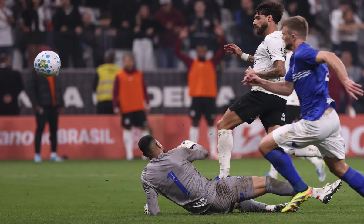 Corinthians vence Barra-SC com gol de Yuri Alberto e avança na Copa do Brasil