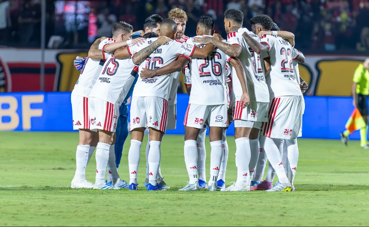 Flamengo é eliminado da Copa do Brasil com falha generalizada em gol decisivo do Vitória; veja vídeo