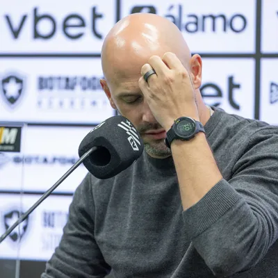 Franclim vê Chapecoense superior em eliminação do Botafogo