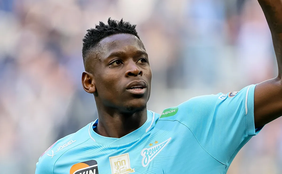 Zenit prefere negociar Luiz Henrique com clube brasileiro e aguarda Copa do Mundo