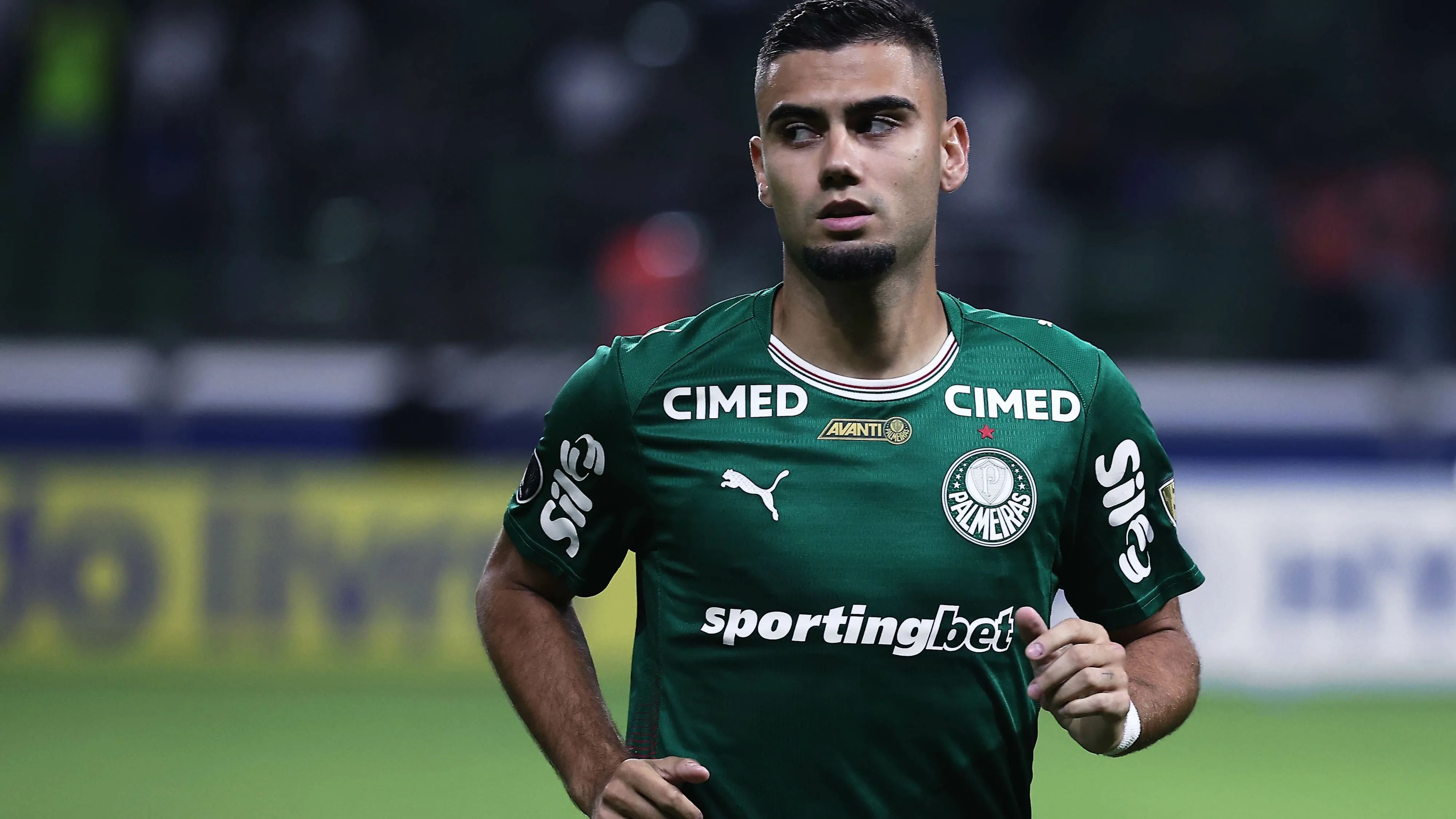 Andreas Pereira em ação pelo Verdão – Foto: Ettore Chiereguini/AGIF