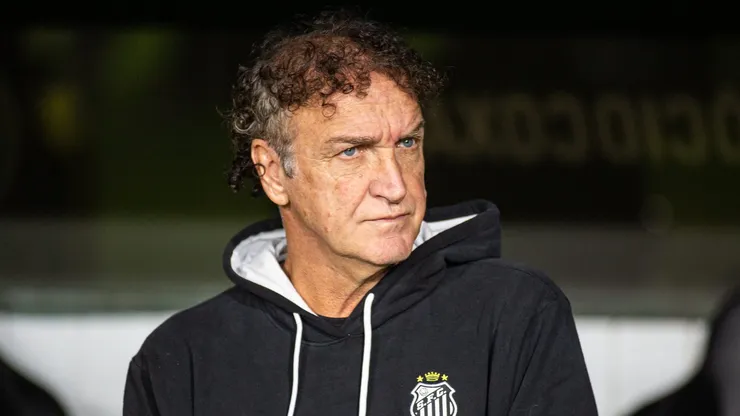 Cuca durante partida no Couto Pereira