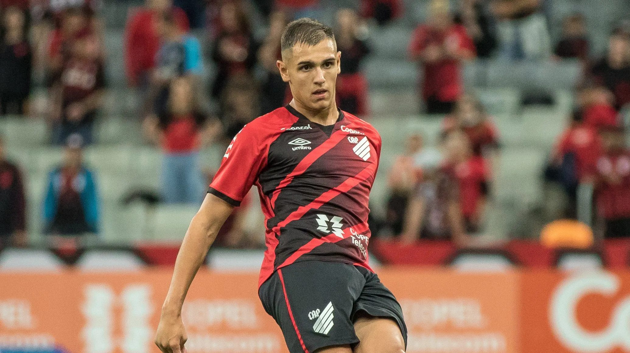 Lucas Fasson. Foto: Robson Mafra/AGIF