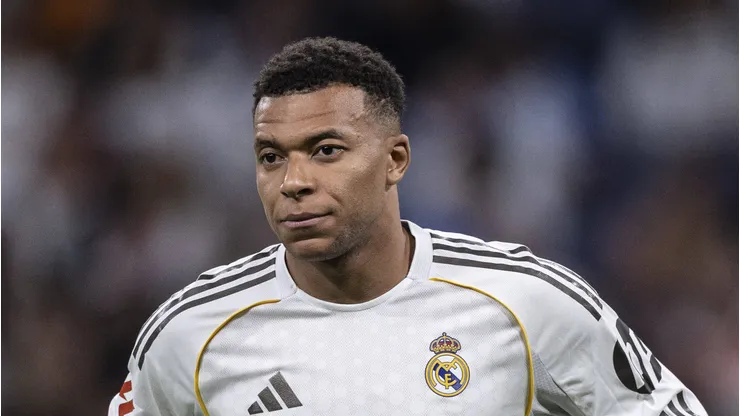 Mbappé arruma tretas antes da Copa do Mundo.
