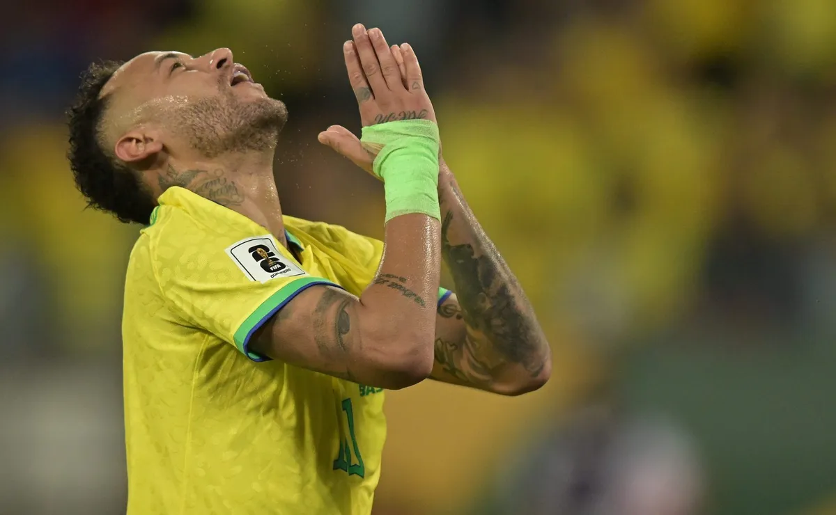 Web “explode” em euforia após Ancelotti anunciar Neymar na Copa do Mundo: “A última dança”