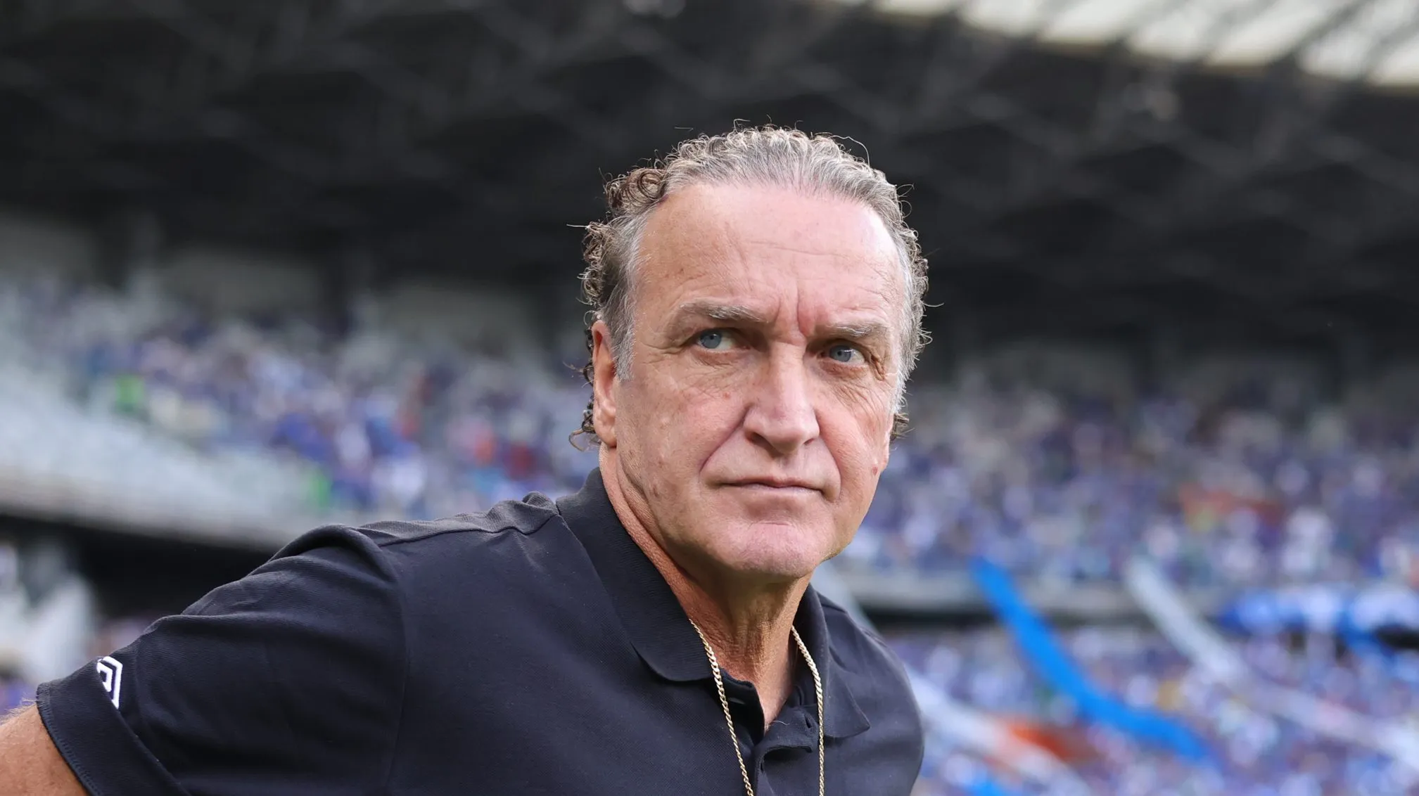 Foto: Gilson Lobo/AGIF – Cuca durante partida no Mineirão.