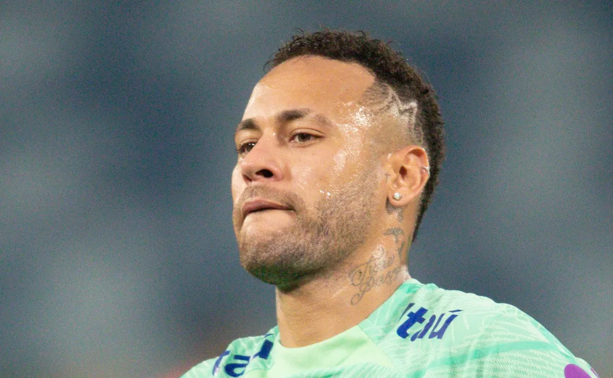 Cafu é sincero sobre convocação de Neymar e dá respaldo a decisão de Ancelotti: “Respeitar a opinião”
