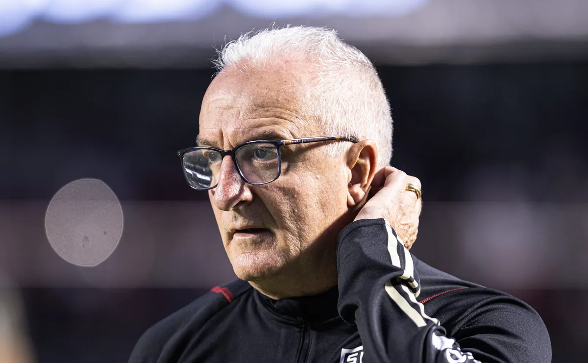Dorival Jr. busca ‘blindagem’ do elenco em relação à política assim que chegar no São Paulo