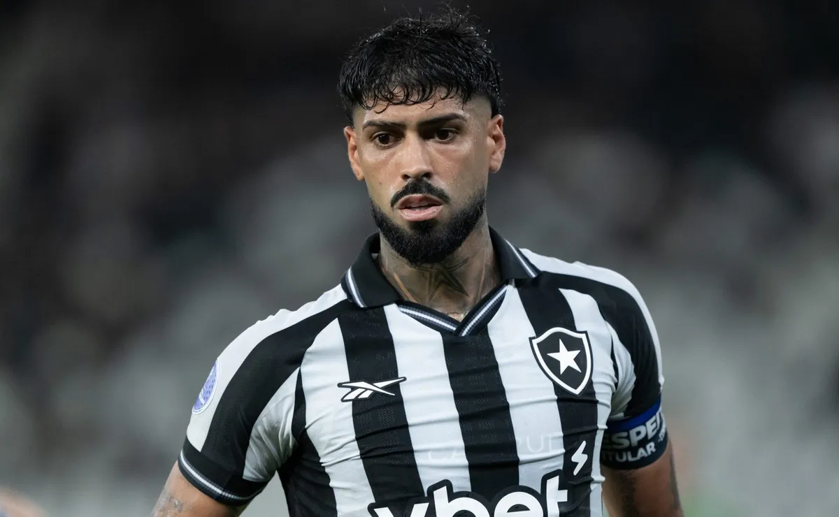 Novo reforço do Palmeiras, Alexander Barboza irá estrear após a Copa do Mundo
