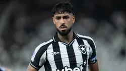Barboza jogador do Botafogo durante partida contra o Racing