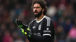 Goleiro ainda não está 100%. Photo by Stu Forster/Getty Images