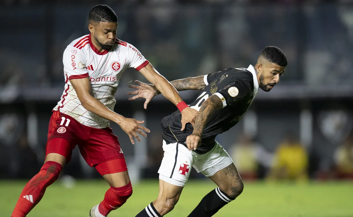 Internacional x Vasco: onde assistir ao vivo, horário e escalações do jogo deste sábado