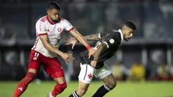 RJ - RIO DE JANEIRO - 26/10/2023 - BRASILEIRO A 2023, VASCO X INTERNACIONAL - Paulinho jogador do Vasco durante partida contra o Internacional no estadio Sao Januario pelo campeonato Brasileiro A 2023. Foto: Jorge Rodrigues/AGIF