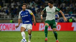 Lucas Silva, jogador do Cruzeiro, durante partida contra o Palmeiras no estadio Mineirao pelo campeonato Brasileiro A 2025. Foto: Fernando Moreno/AGIF