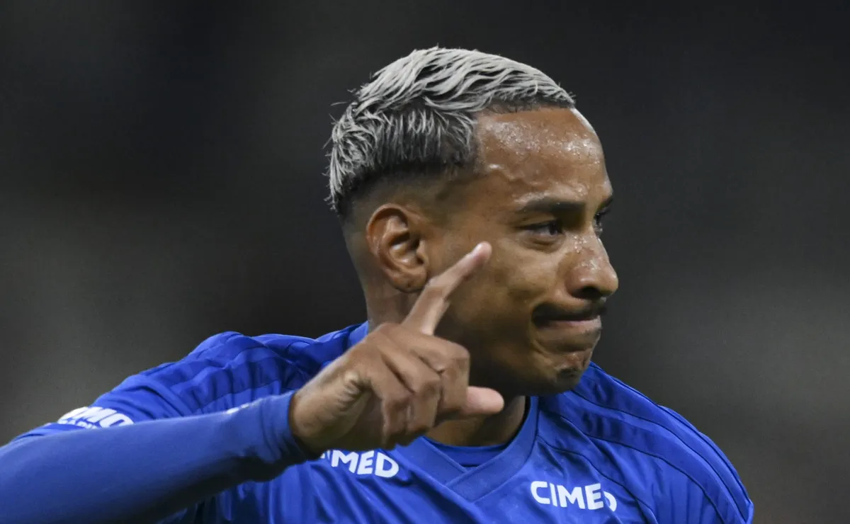 Fábio Luciano lamenta falta de chances a Matheus Pereira na Seleção e cita Arrascaeta