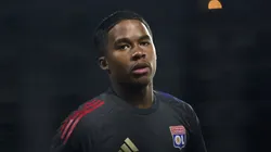 Endrick durante partida na Liga Europa