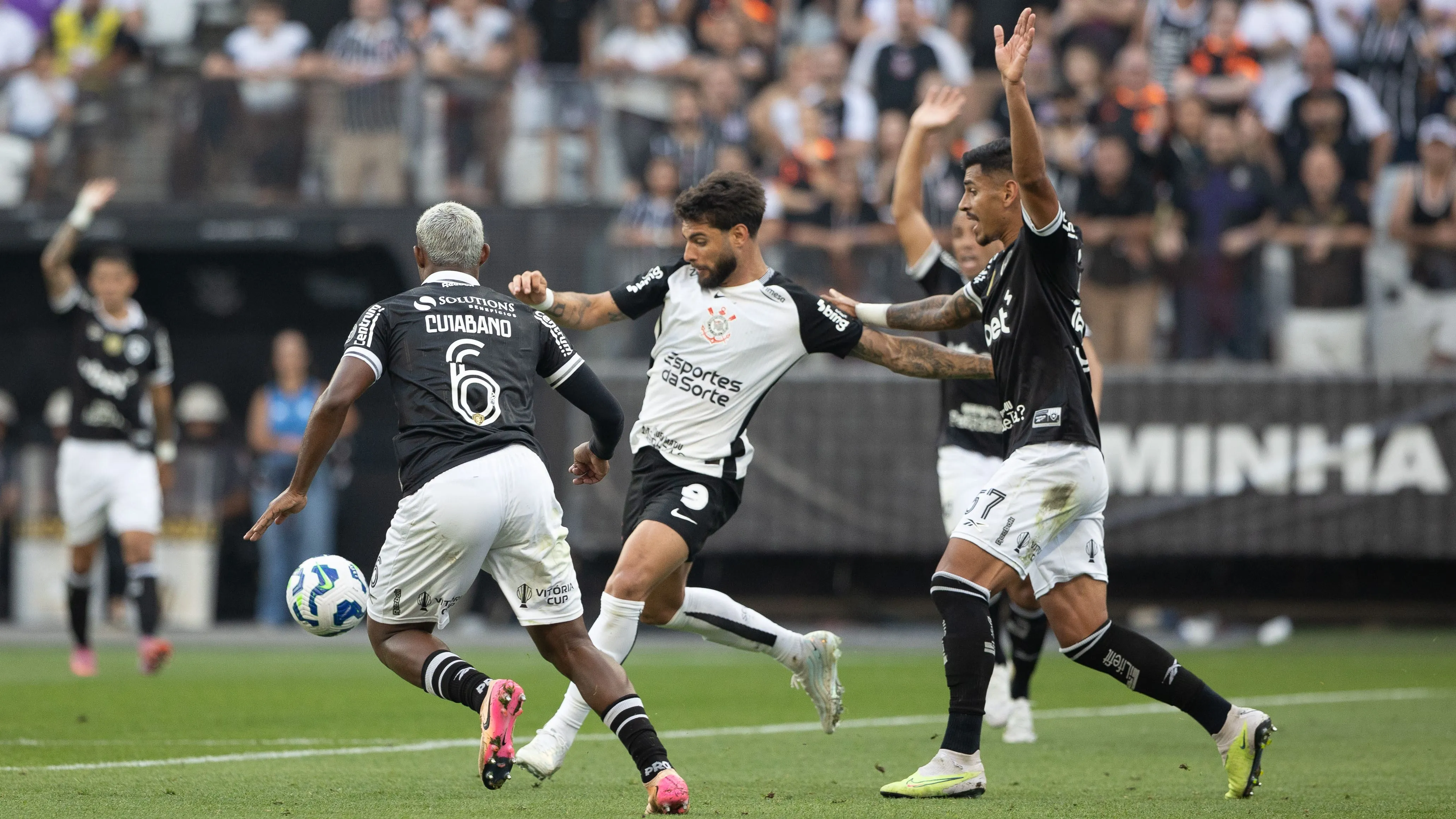 Botafogo x Corinthians. Foto: Joisel Amaral/AGIF