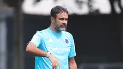 Artur Jorge durante o treino do Cruzeiro de sexta-feira (14)