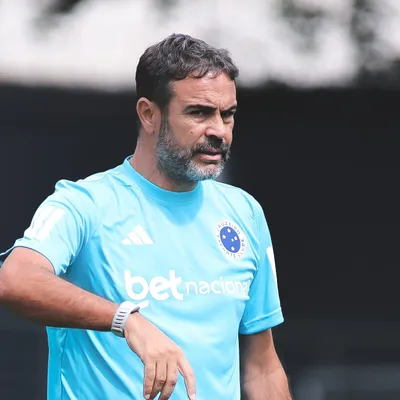 Artur Jorge tem dois retornos e ausências para Palmeiras x Cruzeiro