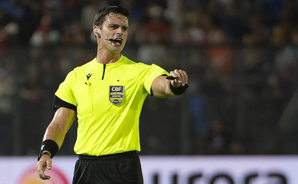 CBF define arbitragem inédita para Bahia x Grêmio com árbitro que nunca apitou o Tricolor