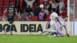 Johan Carbonero jogador do Internacional durante partida contra o Vasco no estadio Beira-Rio pelo campeonato Brasileiro A 2026. Foto: Luiz Erbes/AGIF