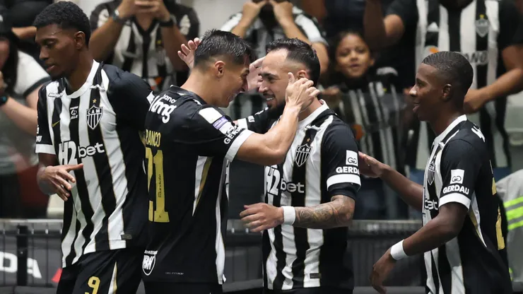 Maycon, jogador do Atletico-MG comemora seu gol durante partida contra o Mirassol no estadio Arena MRV pelo campeonato Brasileiro A 2026. Foto: Gilson Lobo/AGIF