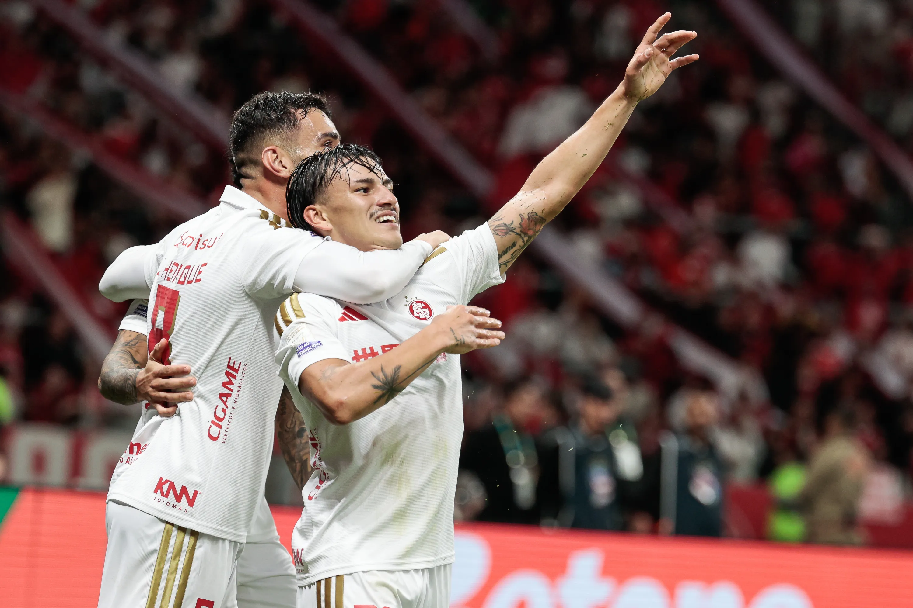 Bernabei celebra o gol diante do Vasco. Foto: Luiz Erbes/AGIF