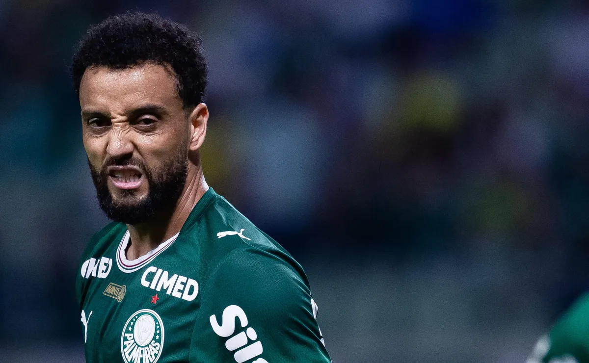 Palmeiras e Cruzeiro empatam com golaço de Felipe Anderson que deixou o campo lesionado