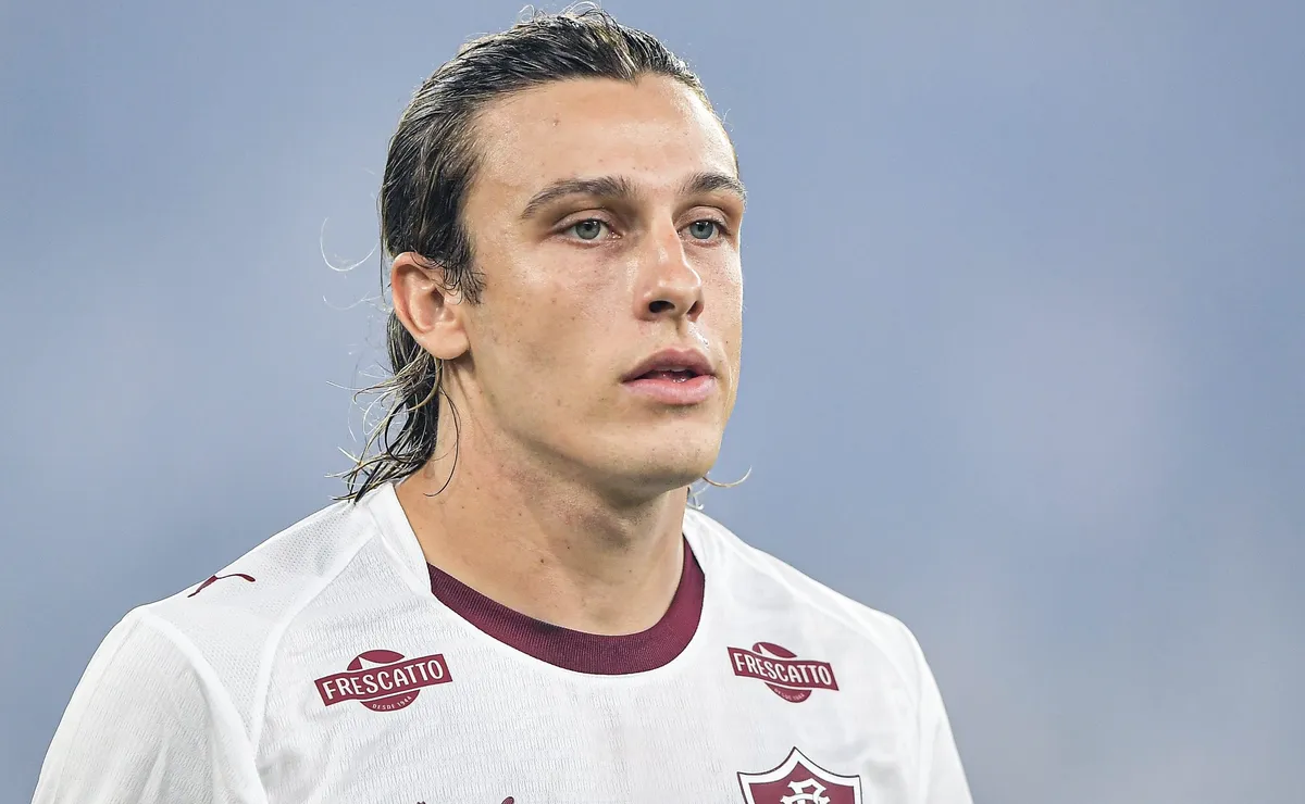 Canobbio comenta interesse do River Plate, mas garante permanência no Fluminense