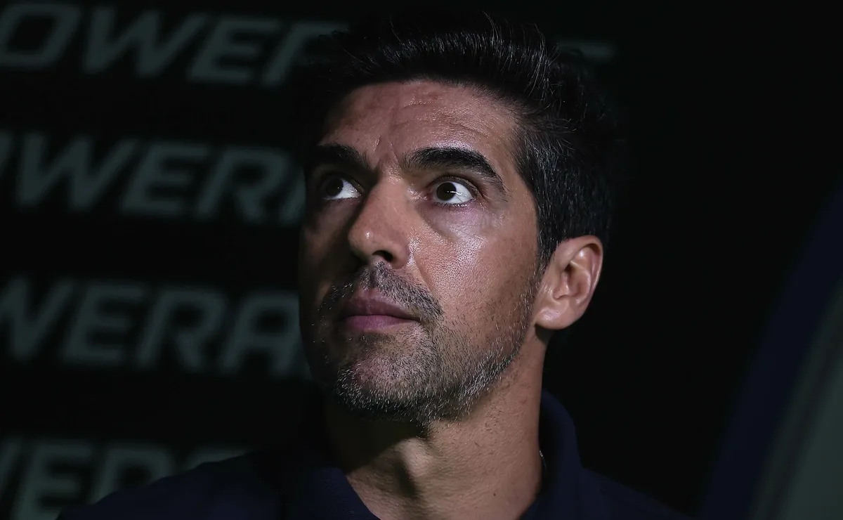 Abel Ferreira minimiza jogo direto entre Flamengo x Palmeiras no Brasileirão: “Vai decidir nada”