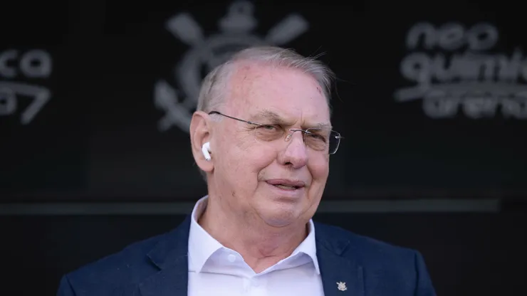 Presidente do Corinthians abre o jogo sobre meta de vendas e tenta evitar perdas no elenco — Foto Ettore ChiereguiniAGIFs