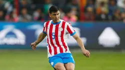 Balbuena durante partida entre Bolívia x Paraguai, pelas Eliminatórias