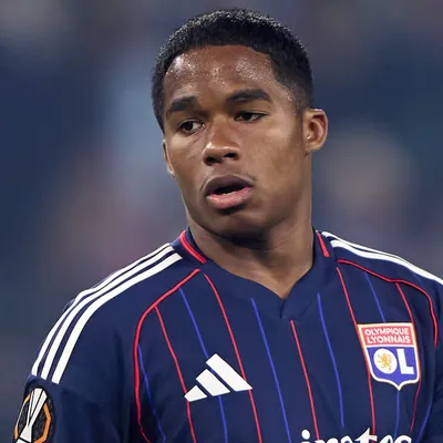 Mirando a Copa, Endrick se despede do Lyon com derrota