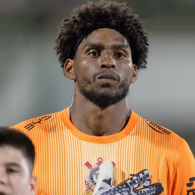 Hugo Souza fala sobre saída do Corinthians após derrota
